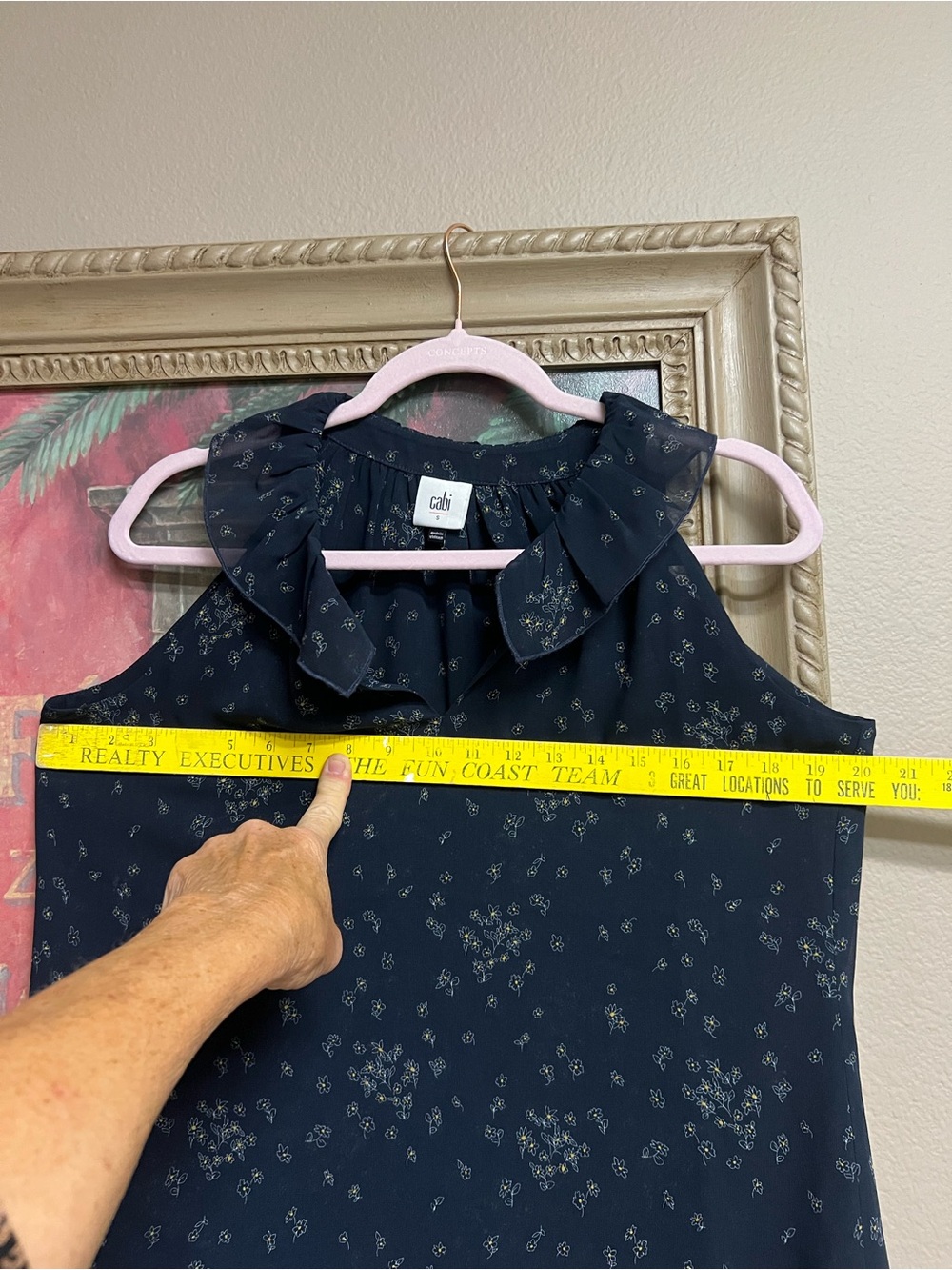 CAbi “Ever” Navy Mini Floral Sleeveless Top - Picture 8 of 9